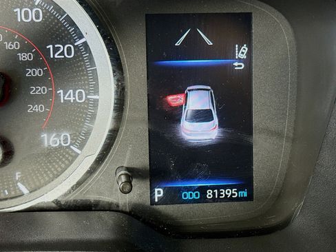 Used 2021 Toyota Corolla SE image 16