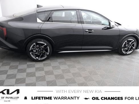 New 2026 Kia K4 GT-Line FWD image 4