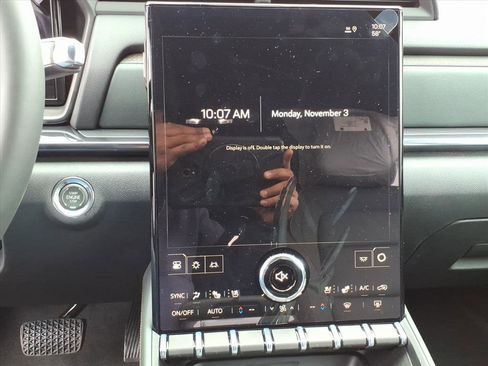 New 2026 GMC Terrain AT4 w/ Convenience Package III image 23