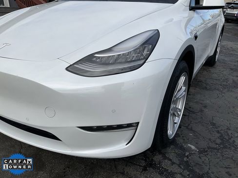 Used 2020 Tesla Model Y Long Range image 90