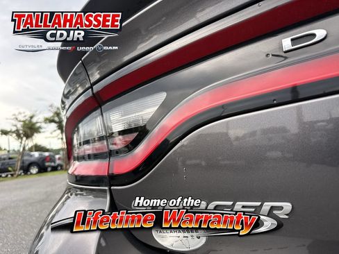 Used 2023 Dodge Charger R/T w/ Plus Group RWD image 5