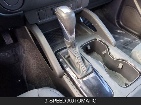 Used 2023 Nissan Frontier SV w/ Midnight Edition Package RWD image 16