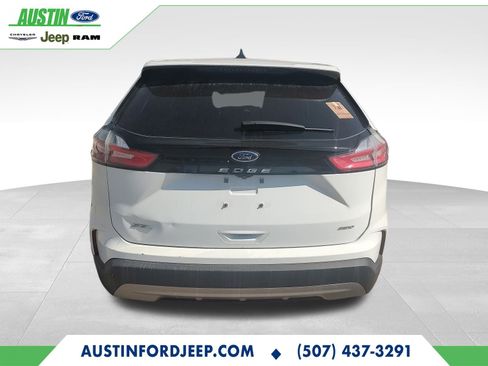 Certified 2021 Ford Edge SEL image 6