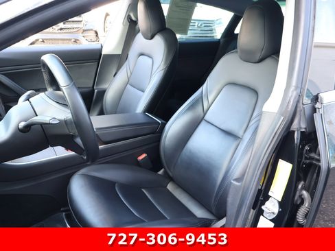 Used 2019 Tesla Model 3 image 2