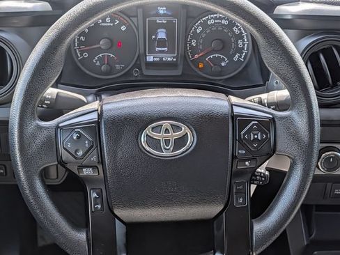 Used 2022 Toyota Tacoma SR AWD/4WD image 13