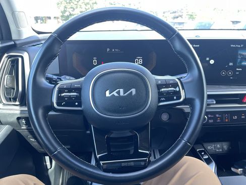Used 2024 Kia Sorento X-Line EX image 18