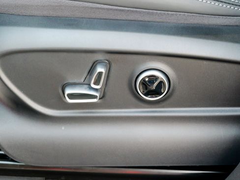 Used 2025 Maserati Grecale Modena AWD/4WD image 24