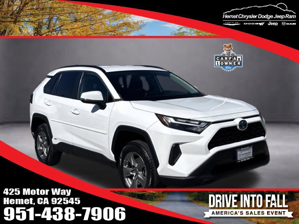 Used 2023 Toyota RAV4 LE AWD/4WD image 1