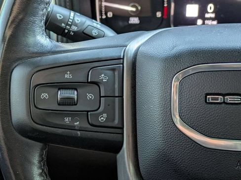 Used 2022 GMC Sierra 2500 Denali w/ Denali Black Diamond Edition AWD/4WD image 8