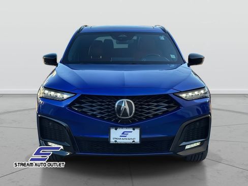 Used 2025 Acura MDX A-Spec image 2