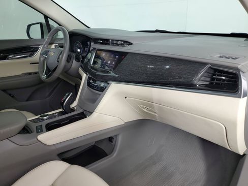 Used 2021 Cadillac XT6 Premium Luxury image 52