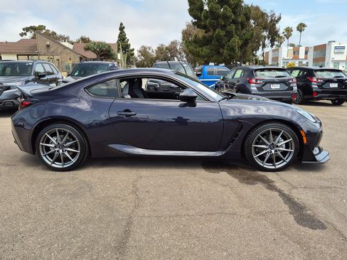 Used 2025 Subaru BRZ Limited w/ Popular Package 2 RWD image 5