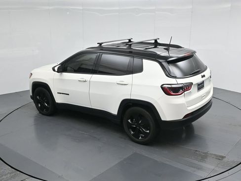 Used 2020 Jeep Compass Latitude image 40