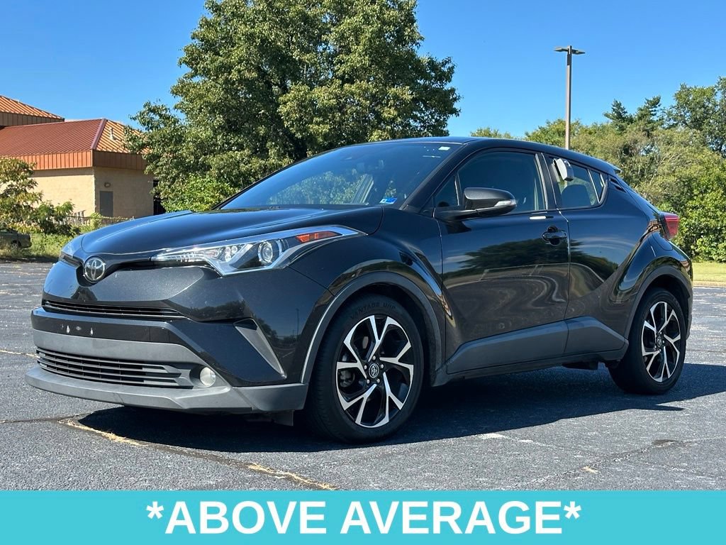 Used 2018 Toyota C-HR XLE FWD image 3