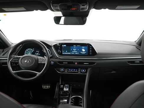 Used 2021 Hyundai Sonata SEL Plus w/ Tech Package image 12