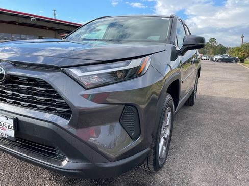 New 2025 Toyota RAV4 XLE w/ Convenience Package image 9