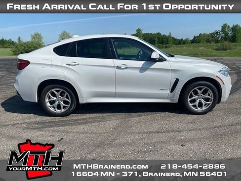 Used 2019 BMW X6 xDrive35i AWD/4WD image 1