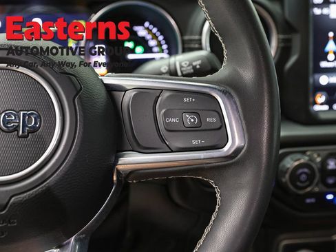 Used 2023 Jeep Wrangler Unlimited Sahara w/ Cold Weather Group AWD/4WD image 16