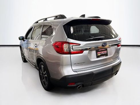 Used 2023 Subaru Ascent Touring AWD/4WD image 8