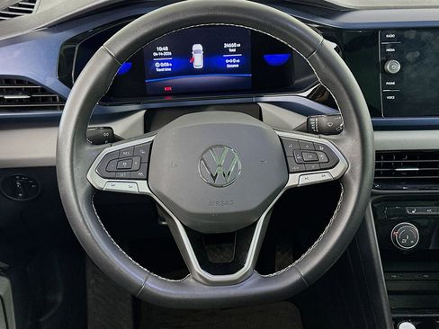 Used 2023 Volkswagen Taos SE w/ Panoramic Sunroof Package image 18