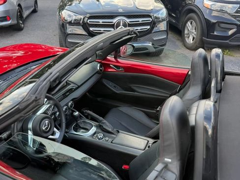 Used 2016 MAZDA MX-5 Miata Grand Touring RWD image 11