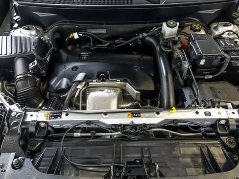 Certified 2020 GMC Terrain Denali w/ Denali Premium Package AWD/4WD image 36