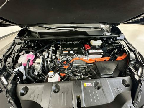 Used 2023 Subaru Solterra AWD image 34