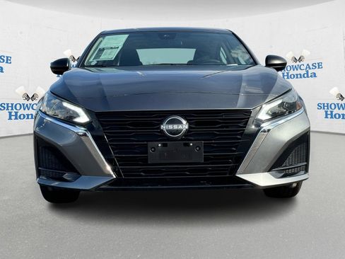 Used 2024 Nissan Altima 2.5 SV image 6