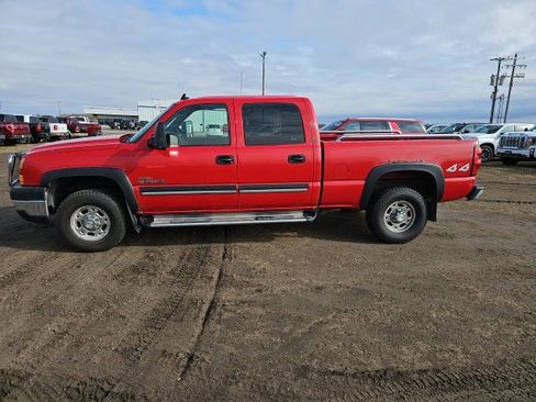 Used 2006 Chevrolet Silverado 2500 LT image 2