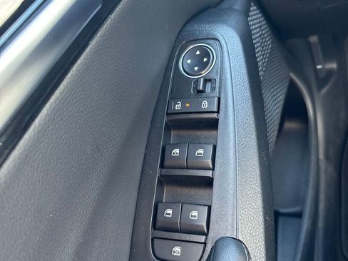 Used 2024 Kia Seltos EX AWD/4WD image 16