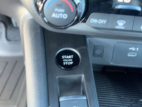 New 2026 Nissan Kicks SV image 24