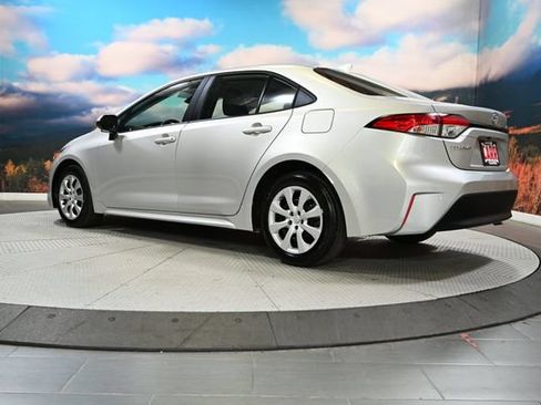 Used 2023 Toyota Corolla LE w/ Carpet Mat Package (TMS) FWD image 6