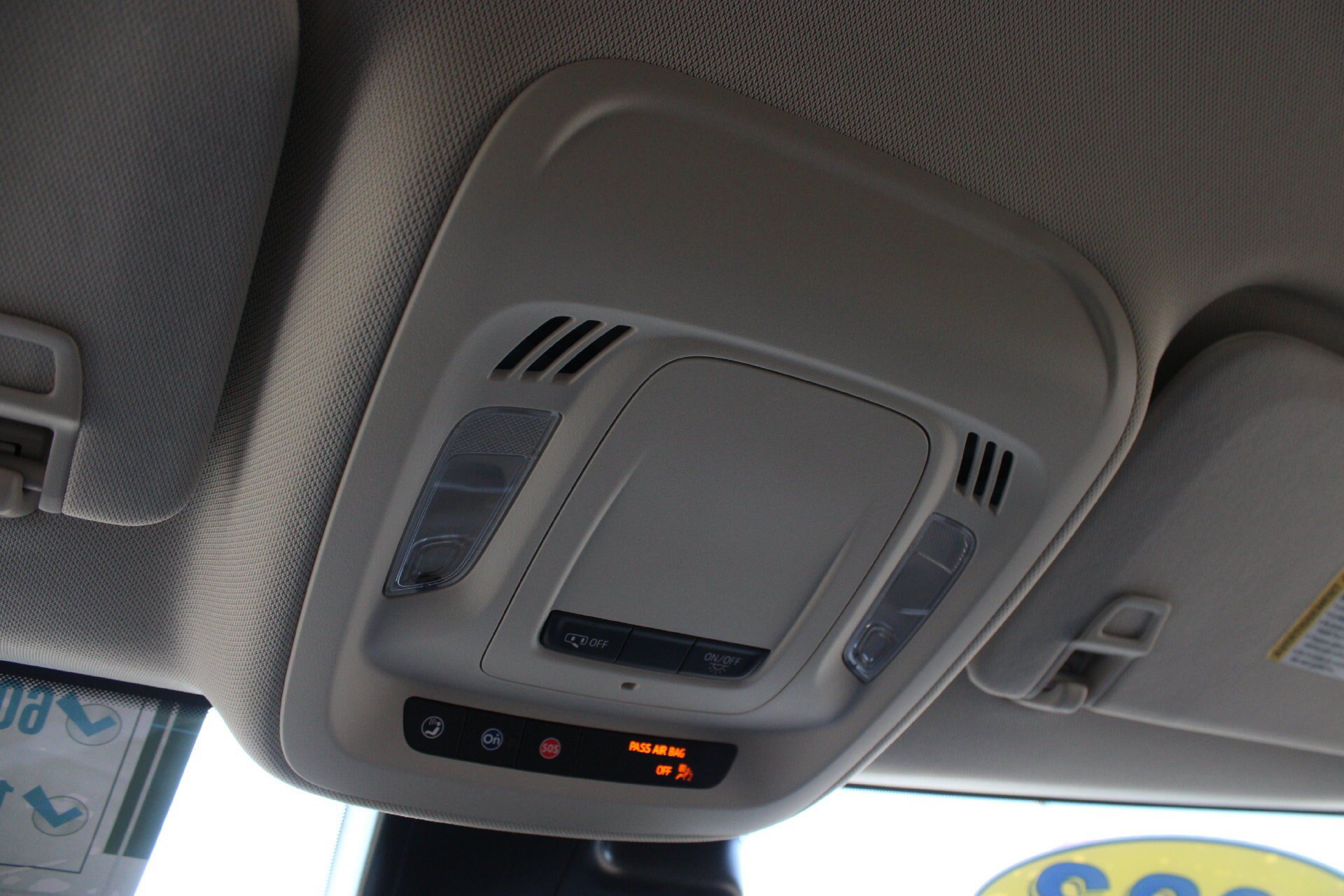 Used 2023 Buick Envision Essence FWD image 47