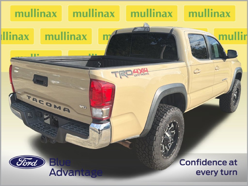 Used 2017 Toyota Tacoma TRD Off-Road w/ Tow Package (A/T) AWD/4WD image 4