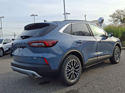 New 2026 Ford Escape SE image 14