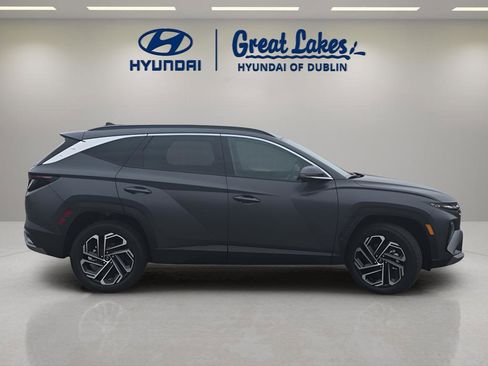 New 2025 Hyundai Tucson Limited image 6