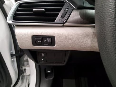 Certified 2021 Honda Accord LX image 31