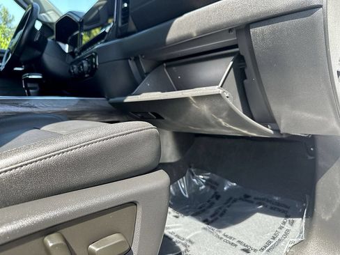 Used 2023 Chevrolet Silverado 1500 LTZ AWD/4WD image 32