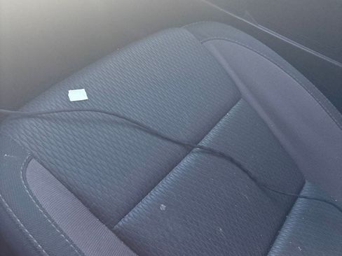 Used 2018 Toyota Corolla LE FWD image 13
