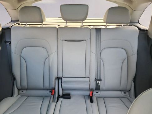 Used 2015 Audi Q5 2.0T Premium Plus w/ Technology Package image 18