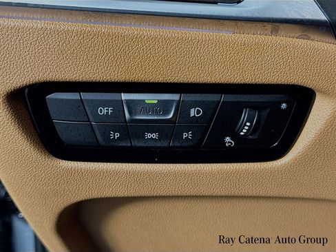 Used 2023 BMW 330i xDrive Sedan w/ Premium Package AWD/4WD image 10