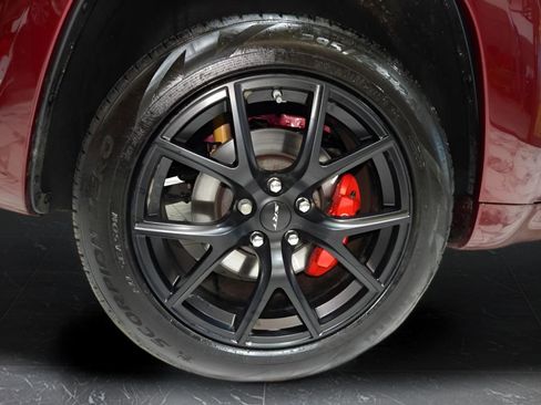 Used 2020 Jeep Grand Cherokee SRT image 5