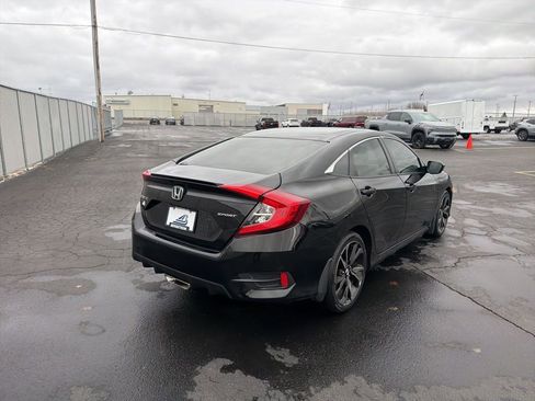 Used 2019 Honda Civic Sport image 8