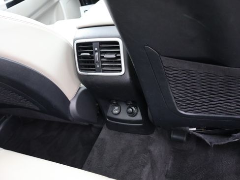 Used 2020 Kia Sportage S w/ S Premium Package AWD/4WD image 14
