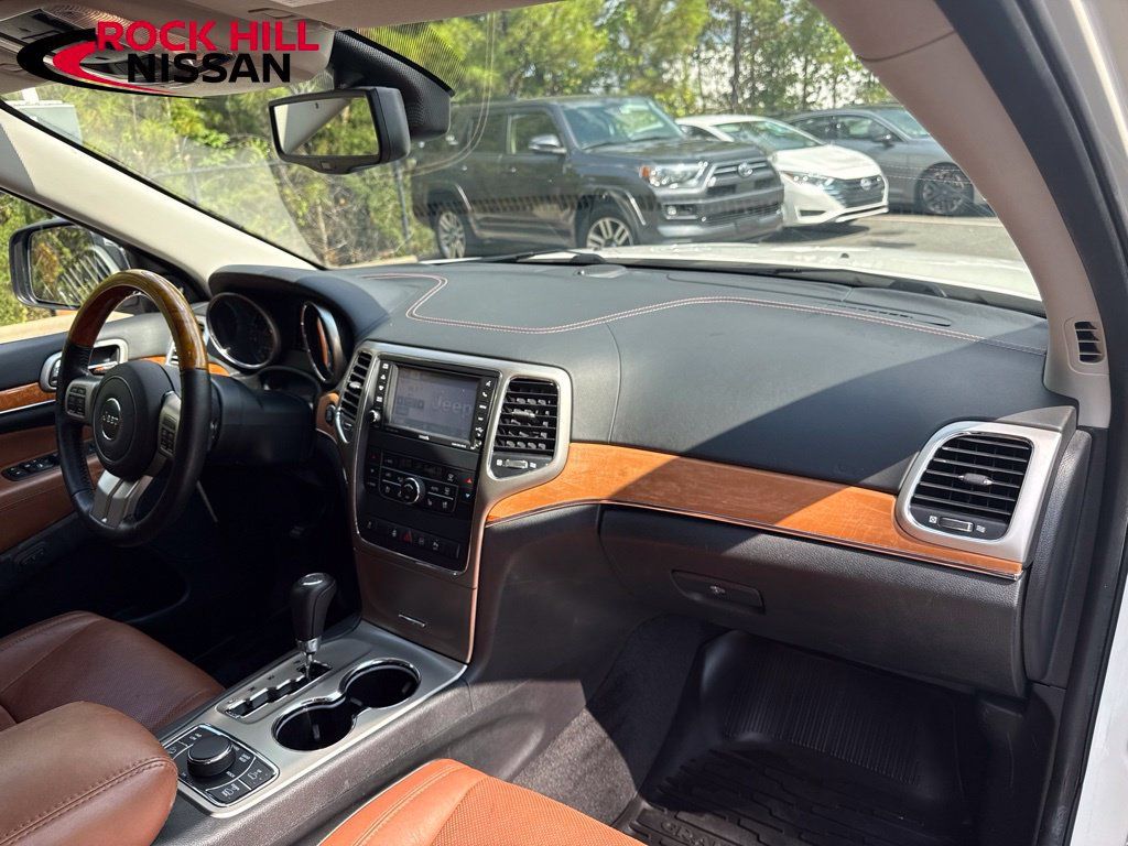 Used 2012 Jeep Grand Cherokee Overland AWD/4WD image 36