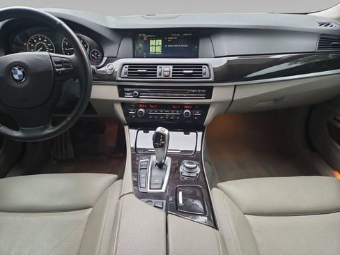 Used 2013 BMW 528i xDrive Sedan image 11