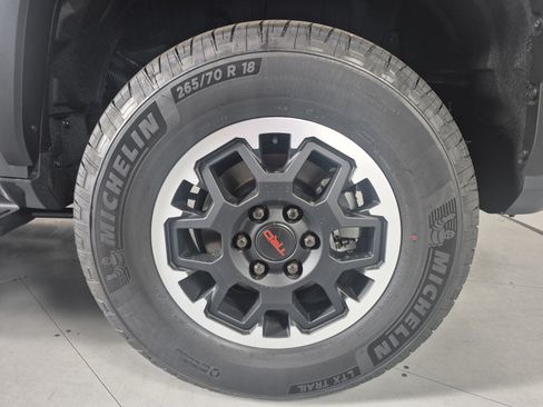 New 2026 Toyota 4Runner Limited AWD/4WD image 11