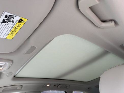 New 2026 Volvo XC60 B5 Ultra w/ Protection Package Premier image 10