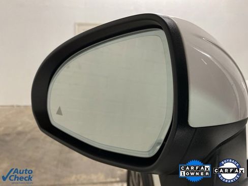 Used 2024 Mercedes-Benz GLC 300 image 82