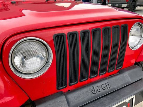 Used 2001 Jeep Wrangler SE image 29